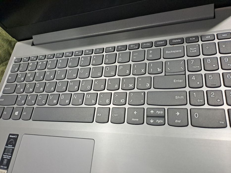 Продам ноутбук Lenovo