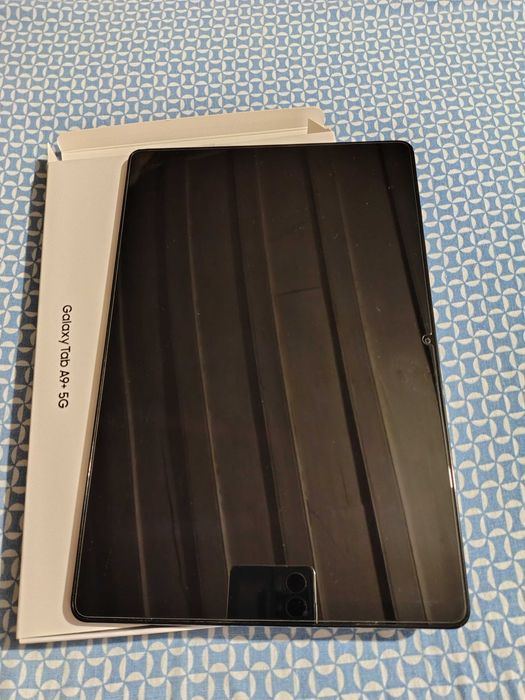 Продавам таблет Samsung Galaxy Tab A9+ 5G