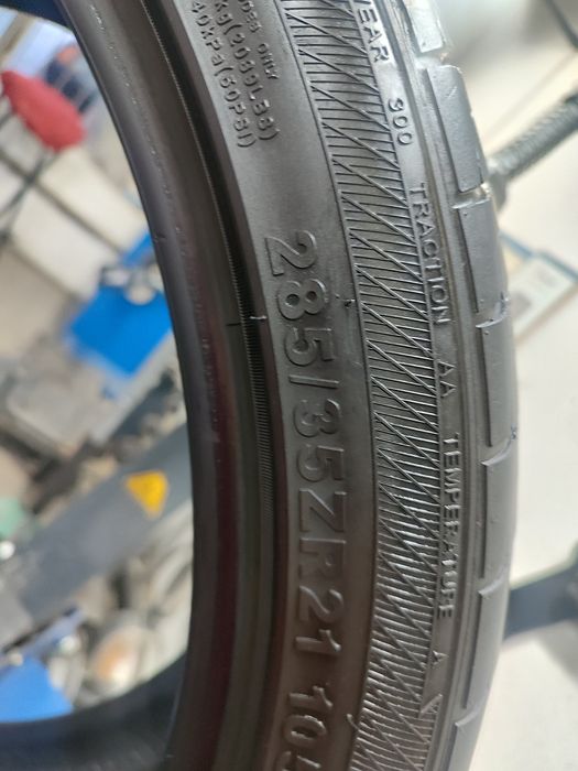 Летняя резина 285/35R21(1шт)