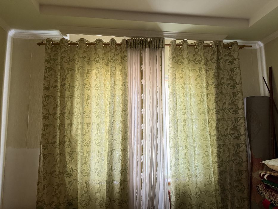 Шторы для комнаты.