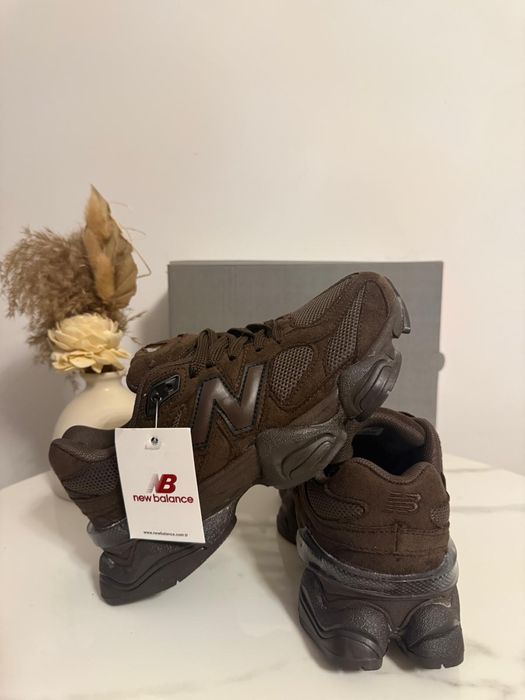 Adidasi New Balance 9060 Dark Brown