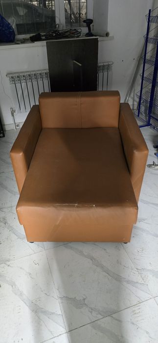 Продам диваны  отдам за дешево