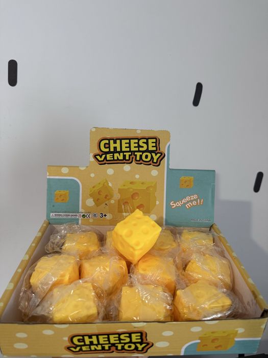 Squishy Cheese (cascaval)