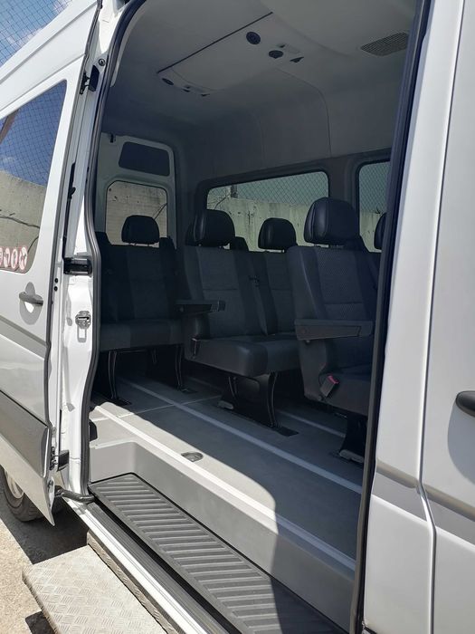 Бус под наем  -  « 15 местен и 8 местен »