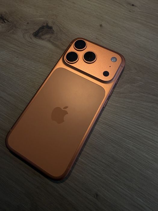 Iphone 17 Pro 256gb Cosmic orange in stare impecabila