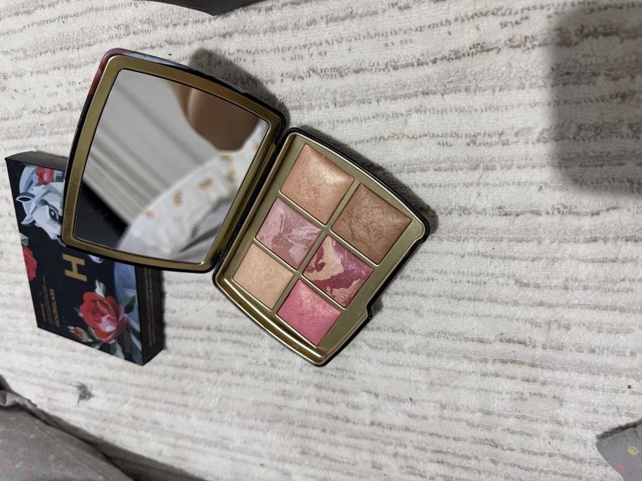 Hourglass полетка