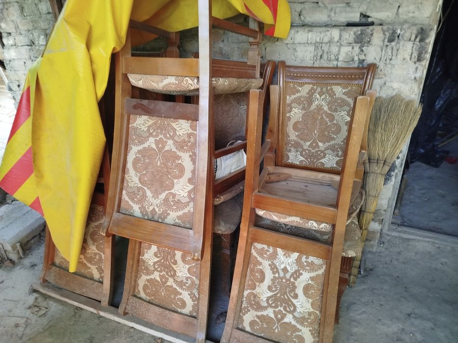 Мебель в даром отдаю