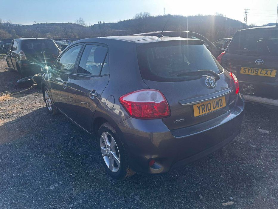 НА ЧАСТИ Toyota Auris 2010г 1.6 Valvematic – За части  132 к.с  Бензин