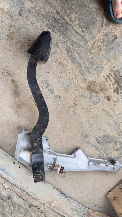 Запчасти мерседес w116 w123 и другие