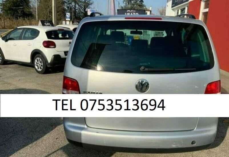 Bara fata ,bara spate , VW TOURAN