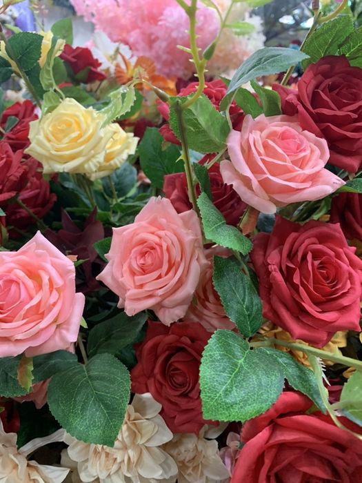 Декоративные исскуственные цветы в широком ассортименте!