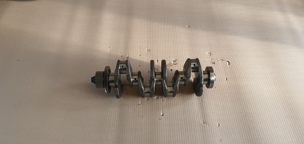 Vibrochen arbore cotit 2.0 tdi euro 5 CGL CGLB CGLC CFF CFH audi q5 audi a5 audi a4 b8 passat b7 golf 6 seat skoda octavia 2 skoda superb 2 touran