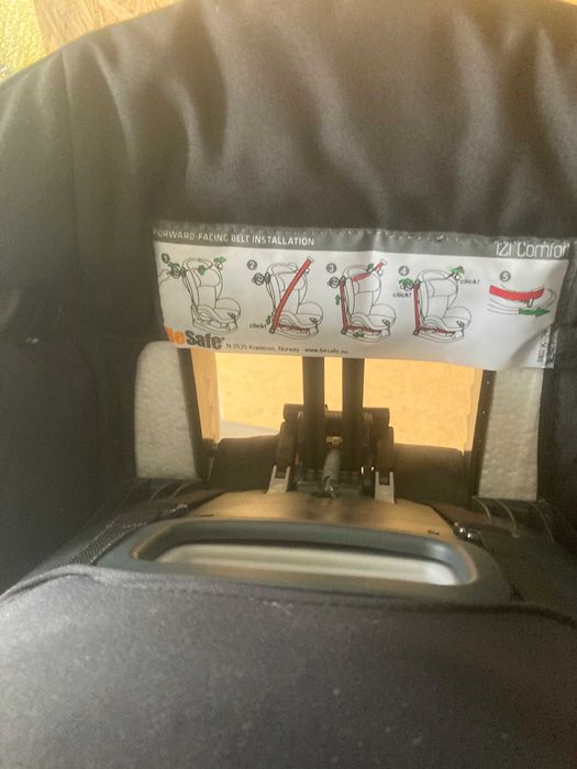 Столче за кола BeSafe iZi Comfort X3  (9–18 кг)