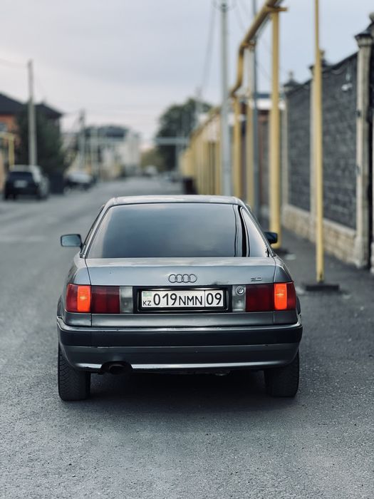 Ауди 80 Б4 Серый