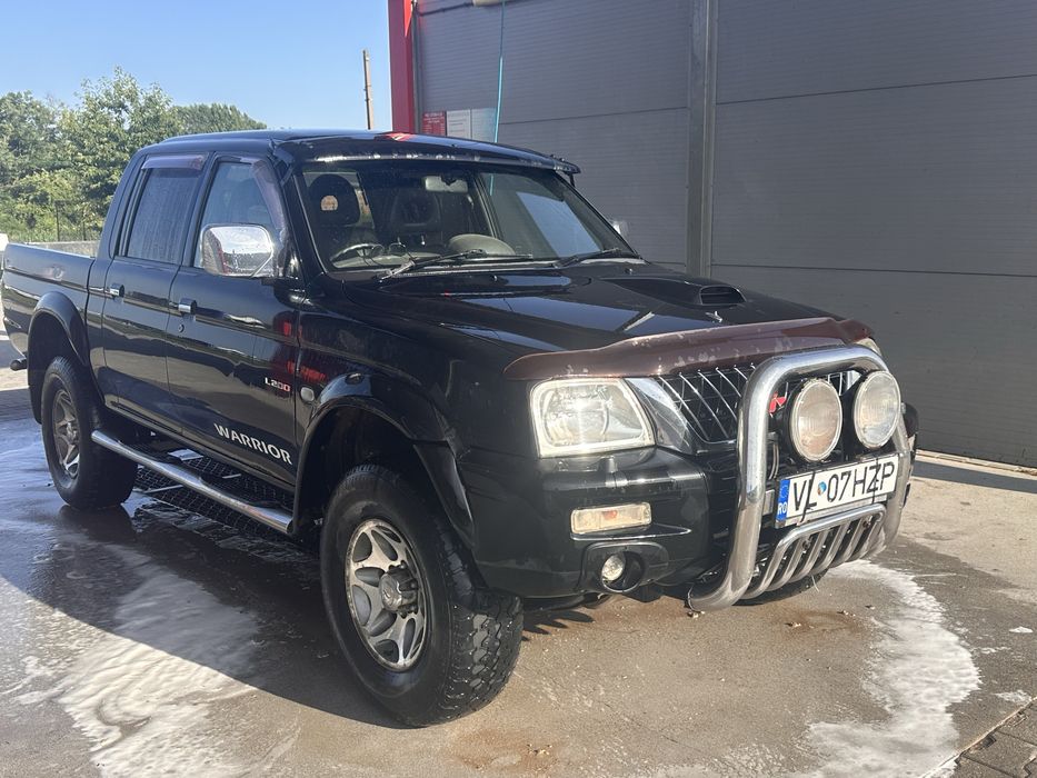 MITSUBISHI L200 2005
