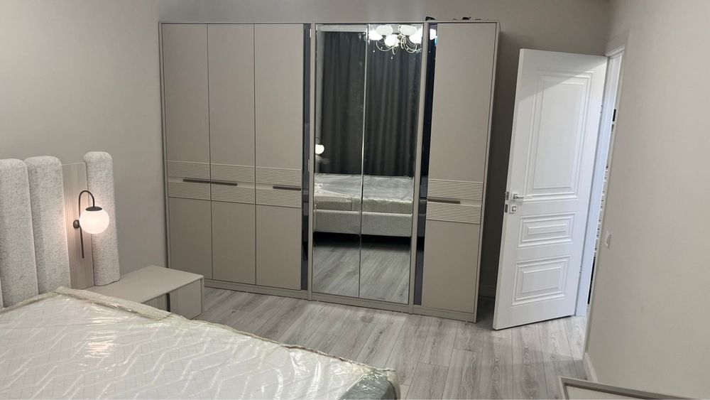 Спальный гарнитур (Турция)