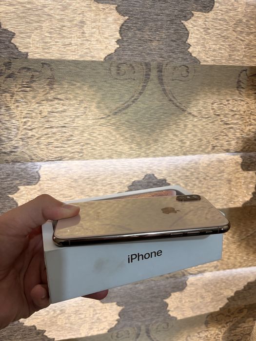 Iphone xs vakum ideal holatda karobka dok bor