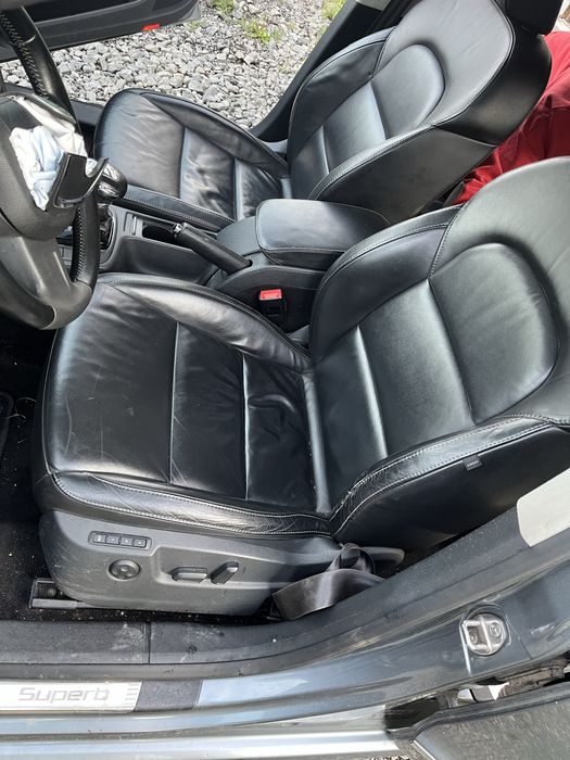 Dezmembrez piese SKODA SUPERB 2 an 2012 motor CFG 2.0 TDI 170 CP  DSG