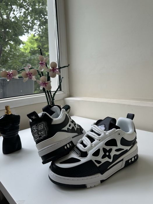 Louis Vuitton Skate 42