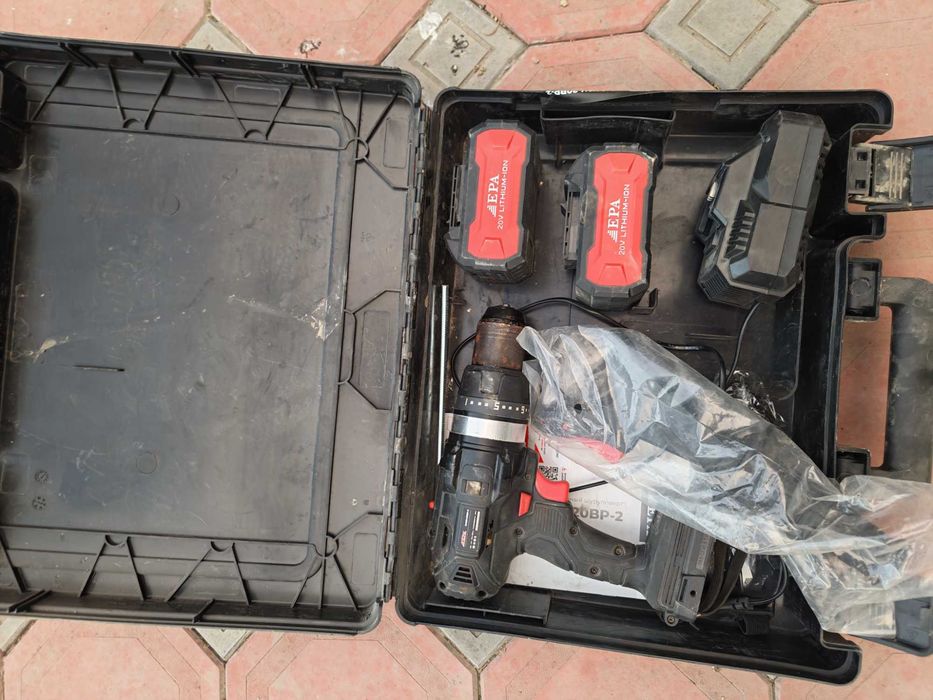 шуруповерт EPA 2 аккумулятора 20v