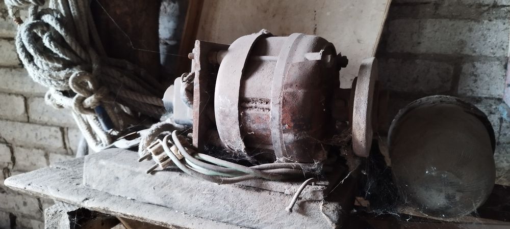 Точило маленькое. Рабочее.