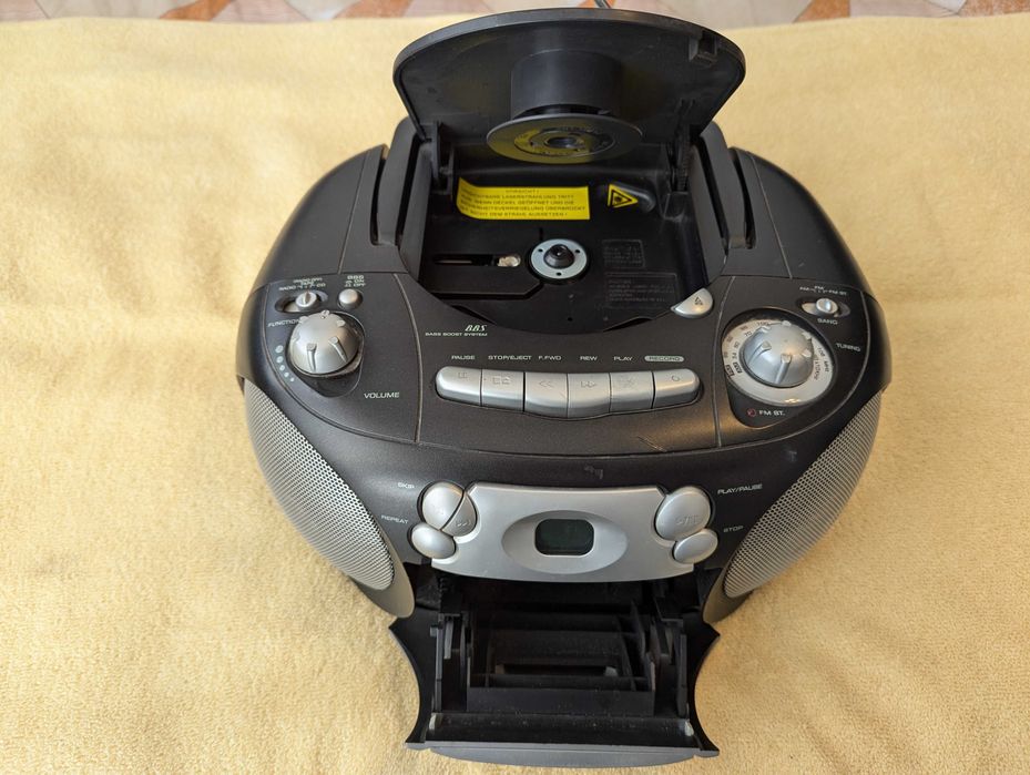 Радиокасетофон cъc CD и радио