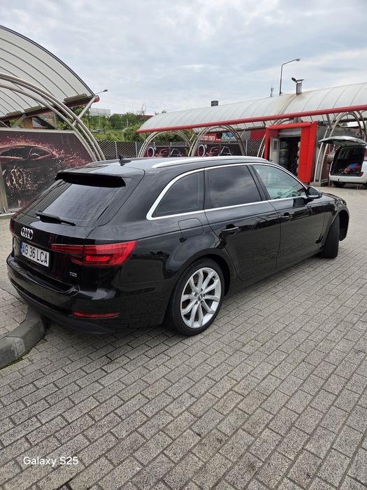 Vând Audi a4 b9 automat