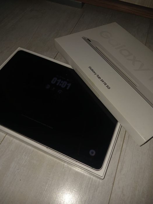 Продам Планшет Galaxy Tab S9 FE 5G, с гарантией