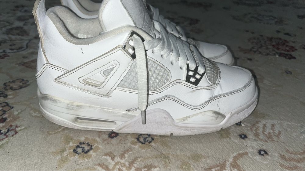 Air Jordan 4 White 38-39 размер