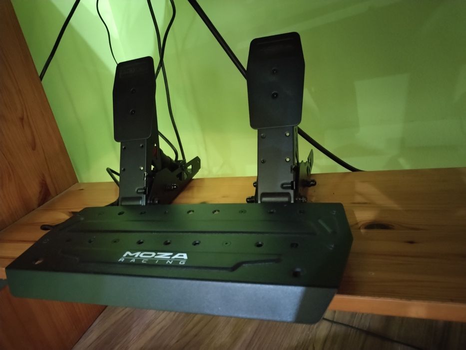 Moza sr-p lite pedals