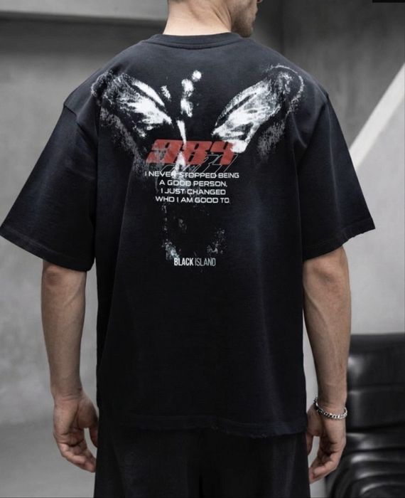 Мъжка овърсайз тениска в черно– TRANSFORMATION 984