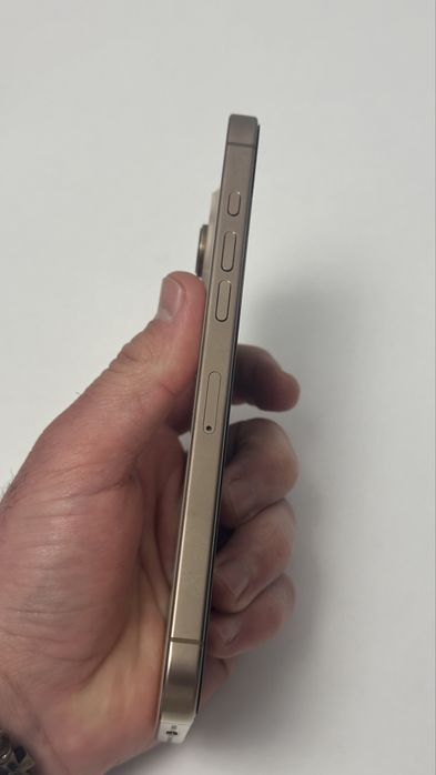 16 pro max 256gb desert titanium