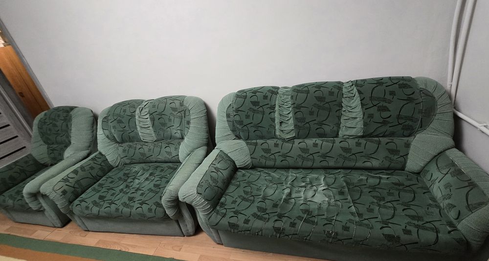 Мягкий уголок: диваны, кресло