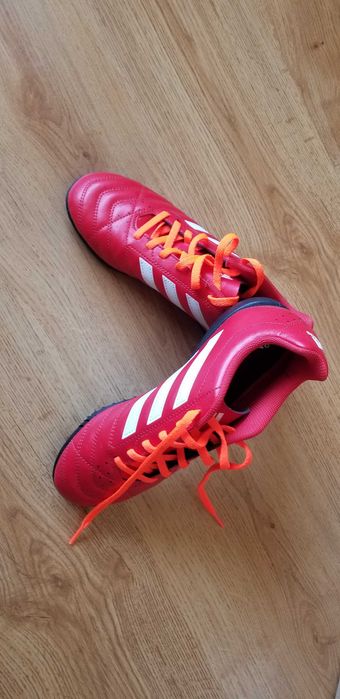 Футболни обувки Adidas (бутонки), номер 38