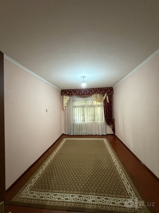 Продаётся Квартира 5хкомнат. 40 лет