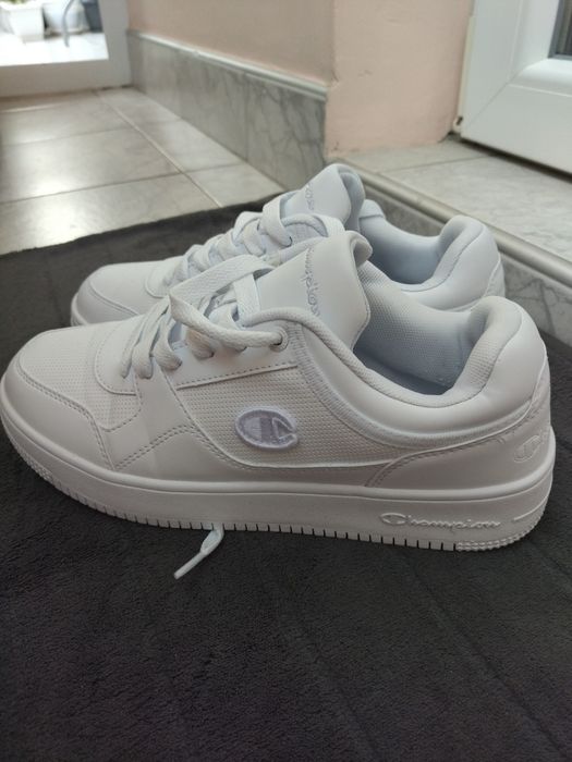 Дамски сникърси Champion REBOUND LOW