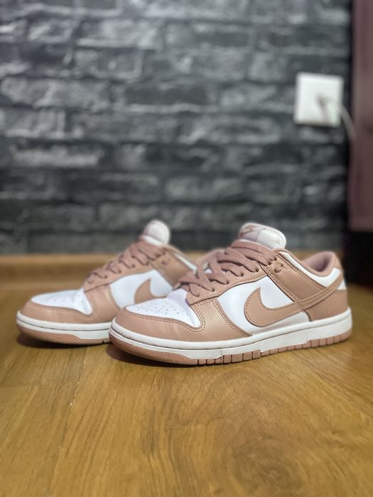 Adidasi nike dunk low pink