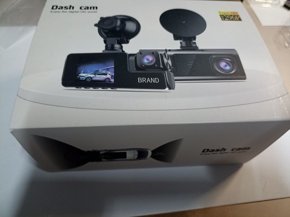 Видео-регистратор 1080p 3 сенсора.