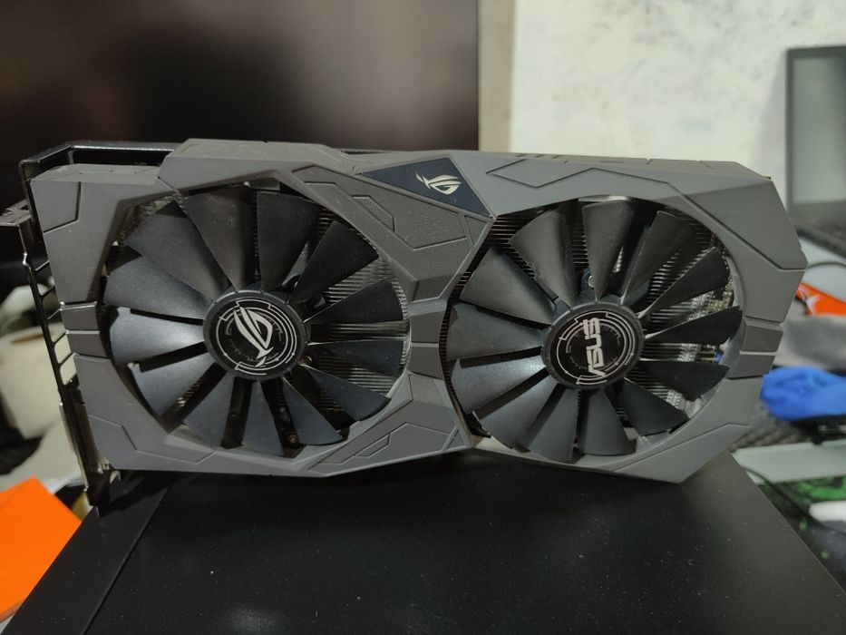 Asus rog strix RX570 8gb
