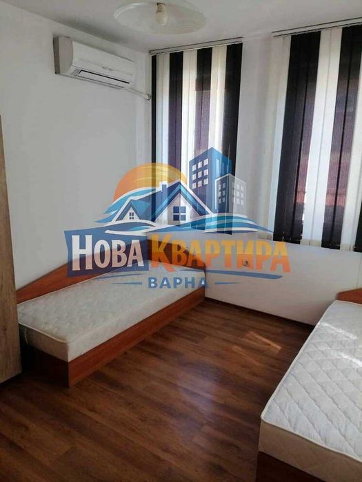 Тристаен под стадион Спартак