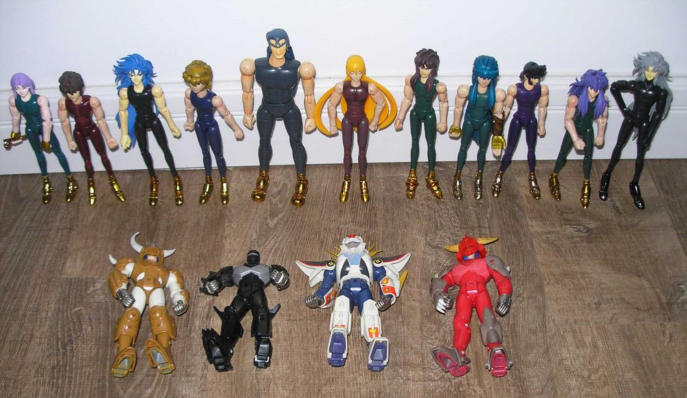 Lot 15 figurine Bandai Anime + accesorii