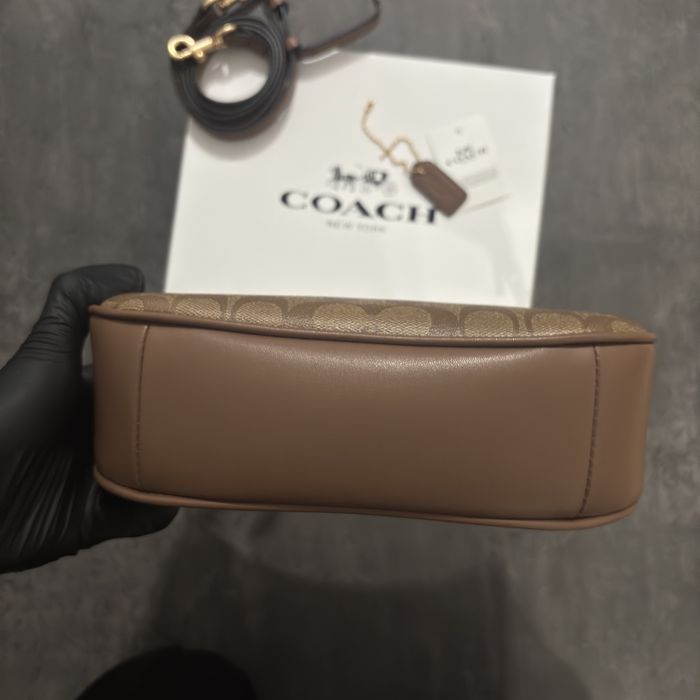 Coach Beige Teri Canvas Bag - НОВА