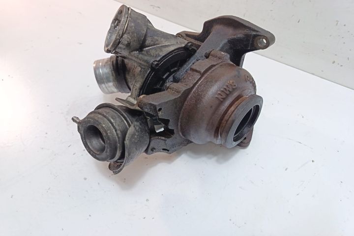 Turbosuflanta 070145701Q Volkswagen VW Touareg generatia 1 7L (faceli