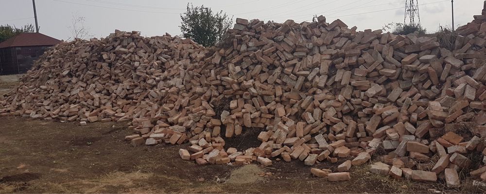 caramida din demolari 1.5lei buc