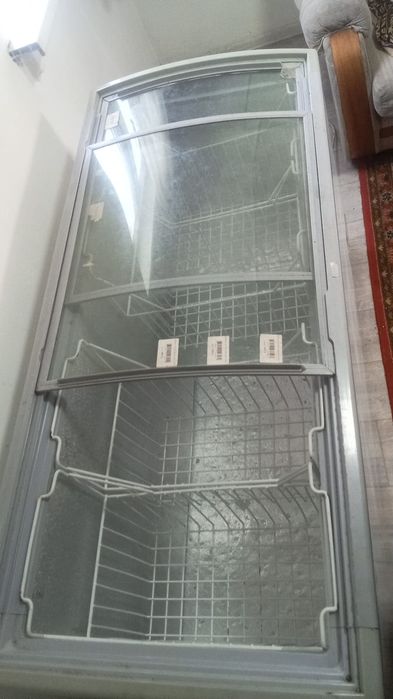 Продам морозильную камеру
