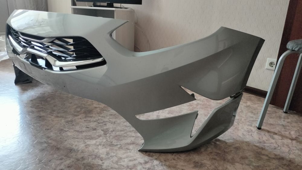 Продам бампер на Kia Ceed