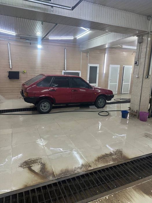 Машина Ваз 2109