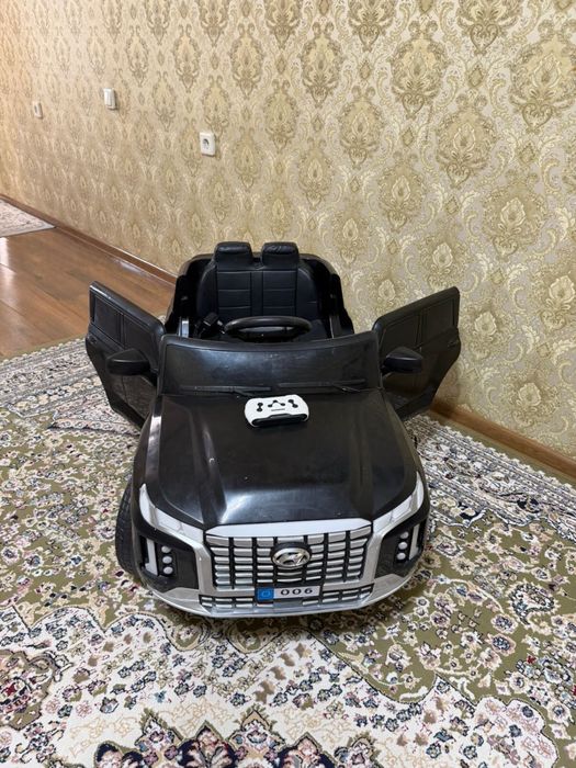 Машина игровая hyunday