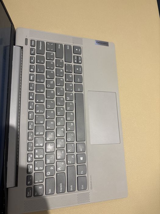 Ноутбук Lenovo IdeaPad 5