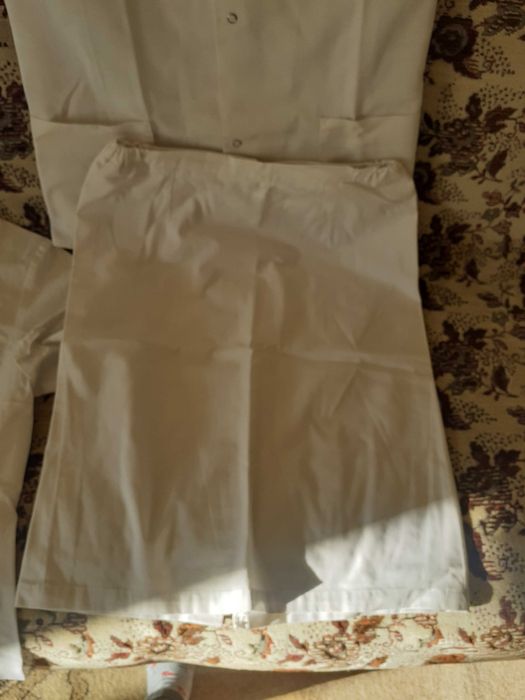 Imbracaminte pentru cadre medicale